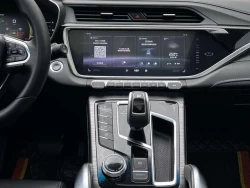Geely Atlas Pro 9
