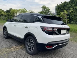 Dongfeng Aeolus AX7 2