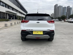 Chevrolet Tracker 4