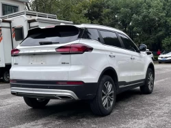 Geely Atlas Pro 4