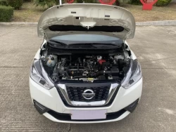 Nissan KICKS 5